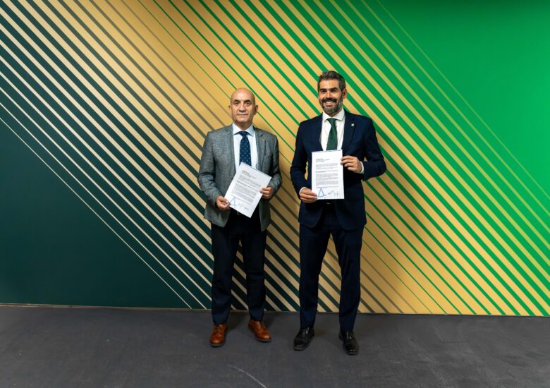 El Real Betis se convierte en el primer equipo de fútbol en adherirse a la Alianza StepbyWater con el fin de impulsar su compromiso con la sostenibilidad hídrica